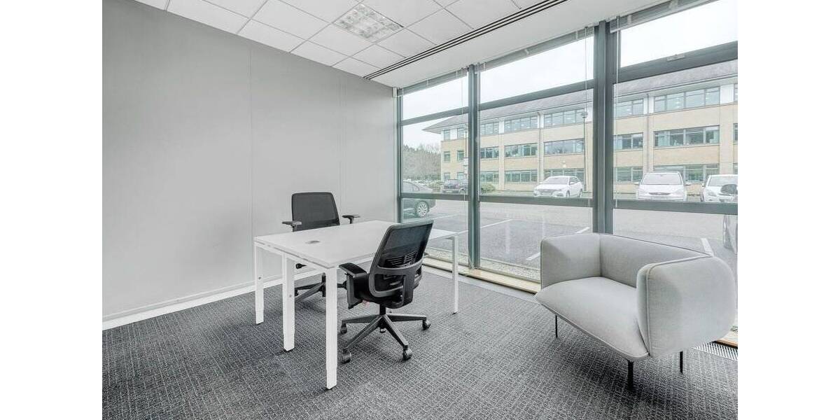 Privater Büroraum für 1 Person in Regus Uhlandstraße zimmer