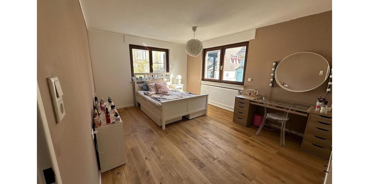 Maisonettenwohnung Frankfurt am Main Sindlingen - 5 Zimmer, 120 m&sup2;, 2.155&euro; | Angebot:25406586
