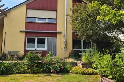 Haus Nauheim - 6.5 Zimmer, 125 m&sup2;, 629.000&euro; | Angebot:26989564