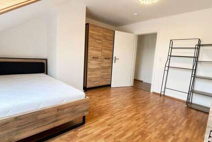 Zimmer Darmstadt Darmstadt-Ost - 4 Zimmer, 1.650&euro; | Angebot:26762702