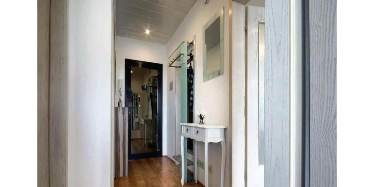 Etagenwohnung Offenbach am Main Hafen - 2 Zimmer, 70 m&sup2;, 860&euro; | Angebot:25382837