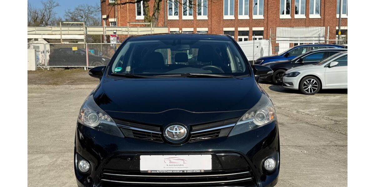 Toyota Verso 165.000 km 7.699 &euro; Frankfurt am Main 60386