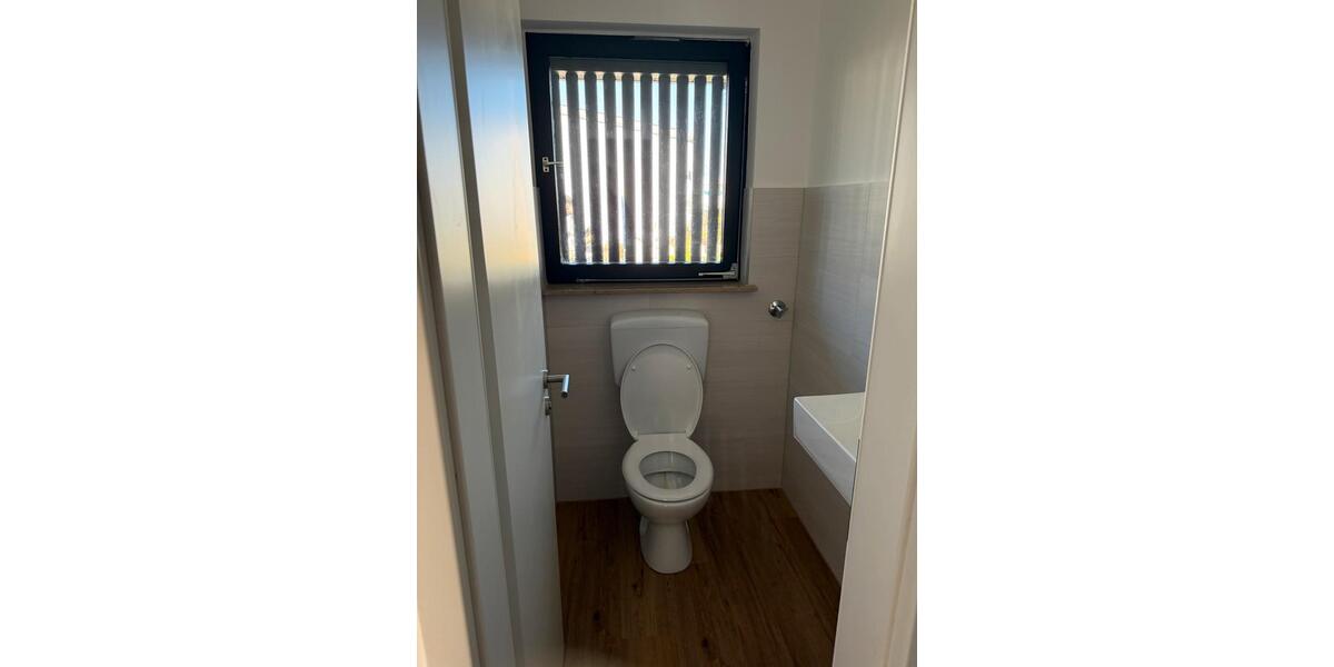 Bungalow Langen (Hessen) - 4 Zimmer, 140 m&sup2;, 2.200&euro; | Angebot:26412462