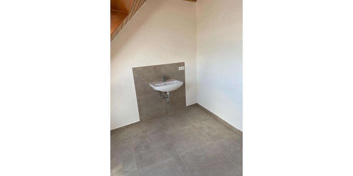 Etagenwohnung Heppenheim (Bergstraße) - 3 Zimmer, 100 m&sup2;, 1.100&euro; | Angebot:26150189