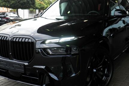 BMW X7 11.229 km 93.750 € Frankfurt am Main 60435