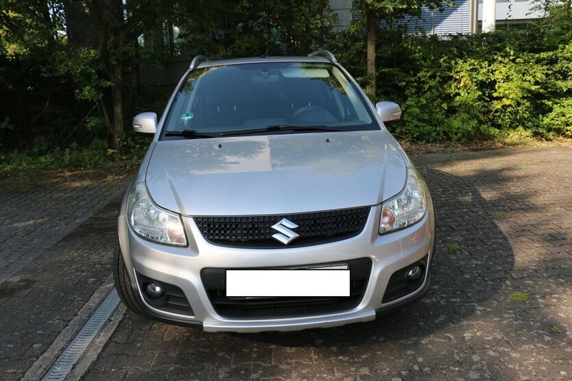 Suzuki SX4 157.000 km 5.299 € Rödermark 63322