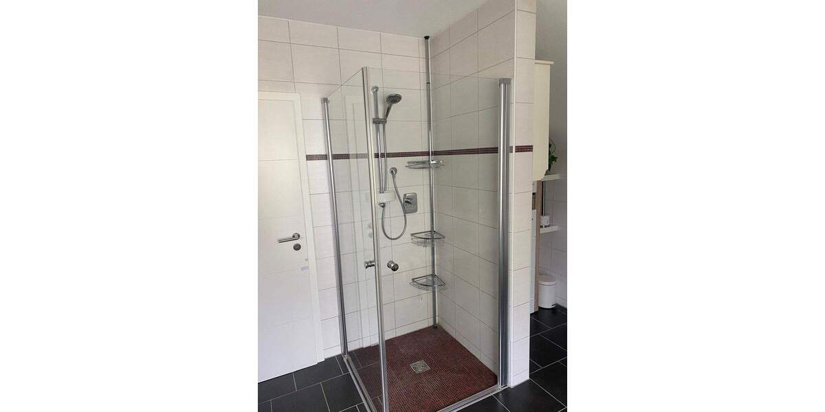 RESERVIERT - Modernes, freistehendes Einfamilienhaus in Lage von Bürstadt - ideal für Familien 5 zimmer