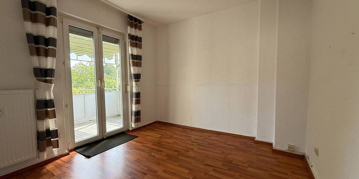 **Zwei-Familienwohnhaus in ruhiger Wohnlage von Frankfurt-Oberrad** 6 zimmer