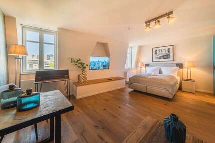 Wohnung zum Mieten in Frankfurt 2.480 € 41 m²