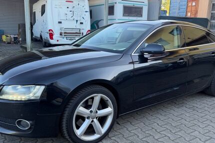 Audi A5 290.000 km 6.990 &euro; Frankfurt am Main 65933