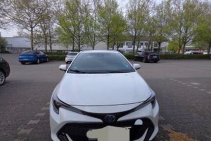 Toyota Corolla 135.000 km 17.500 &euro; Offenbach 63073