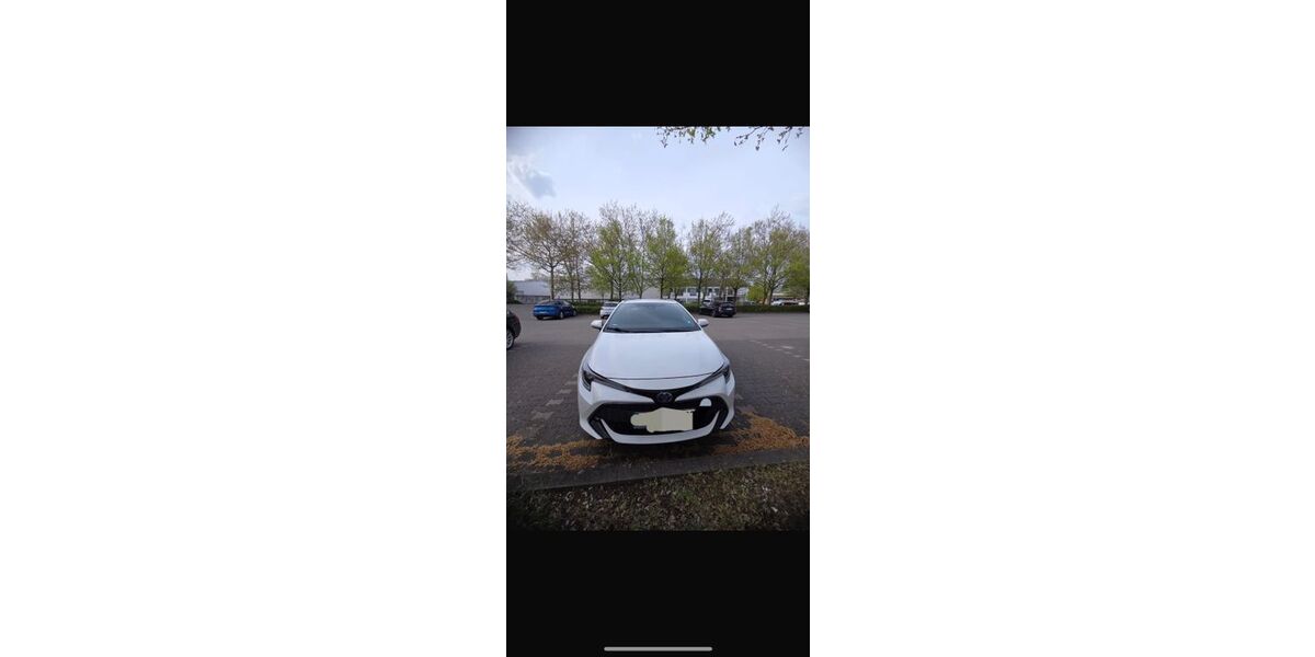 Toyota Corolla 135.000 km 17.500 &euro; Offenbach 63073