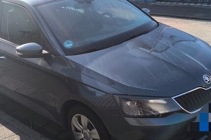 Skoda Fabia 111.500 km 7.500 &euro; Rodgau 63110