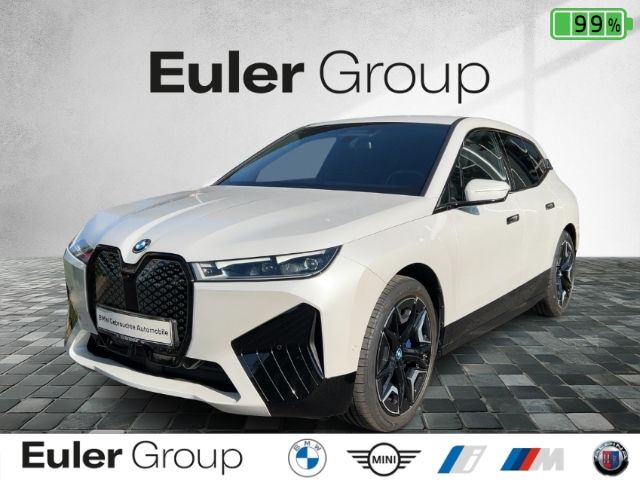 BMW iX 16.699 km 46.488 &euro; Frankfurt 60314