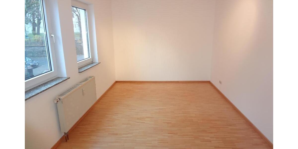 2 ZKBB* KFZ-Stell* max. 1 Pers* kl. EBK* Wannenbad* Parketboden* S-W BalkonLoggia* DA-Bessungerstr. - Etagenwohnung Darmstadt / Bessungen Bessungen | Angebot:27092927