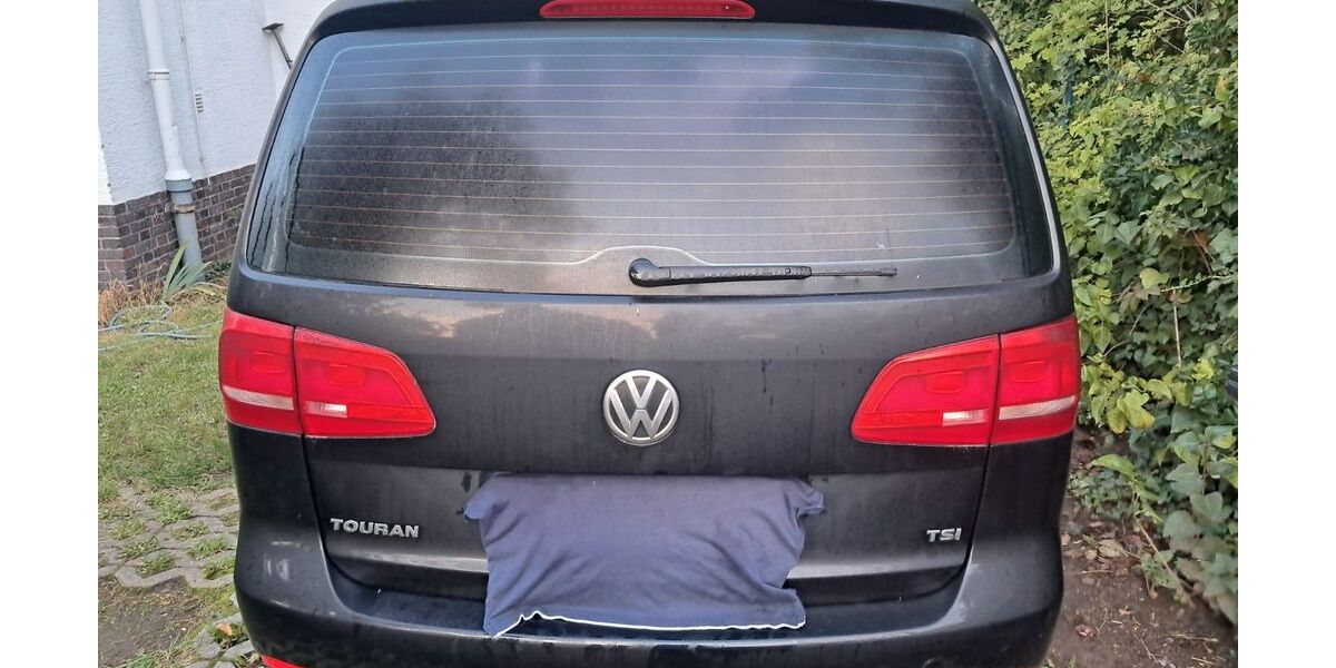 VW Touran 141.000 km 8.000 &euro; Darmstadt 64295