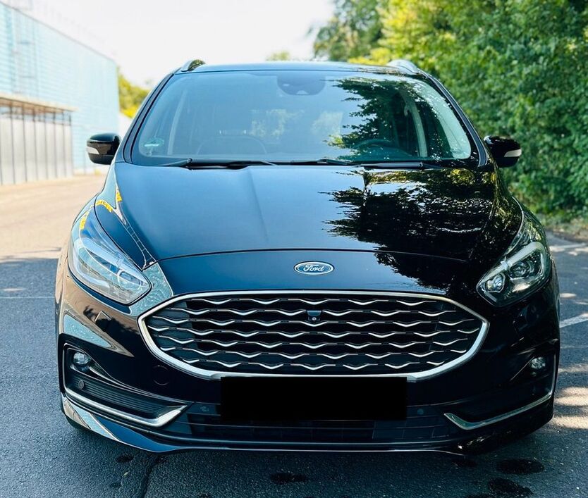 S-Max