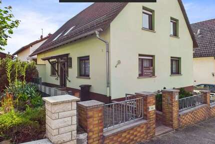 Haus Höchst im Odenwald - 6 Zimmer, 163 m&sup2;, 275.000&euro; | Angebot:25476043