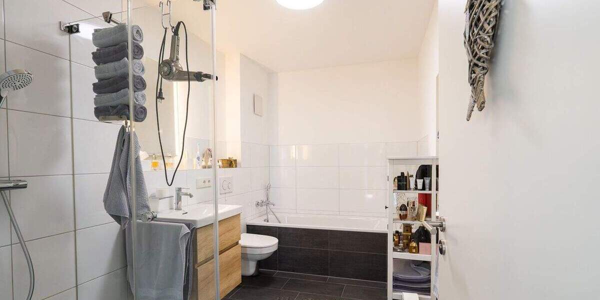 Etagenwohnung Frankfurt am Main Schwanheim - 4 Zimmer, 101 m&sup2;, 480.000&euro; | Angebot:25645030