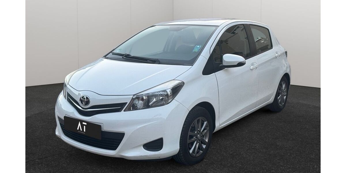 Toyota Yaris 124.609 km 5.990 &euro; Frankfurt am Main 65933
