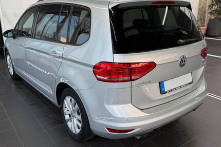 VW Touran 73.000 km 17.500 &euro; FRANKFURT AM MAIN 60489