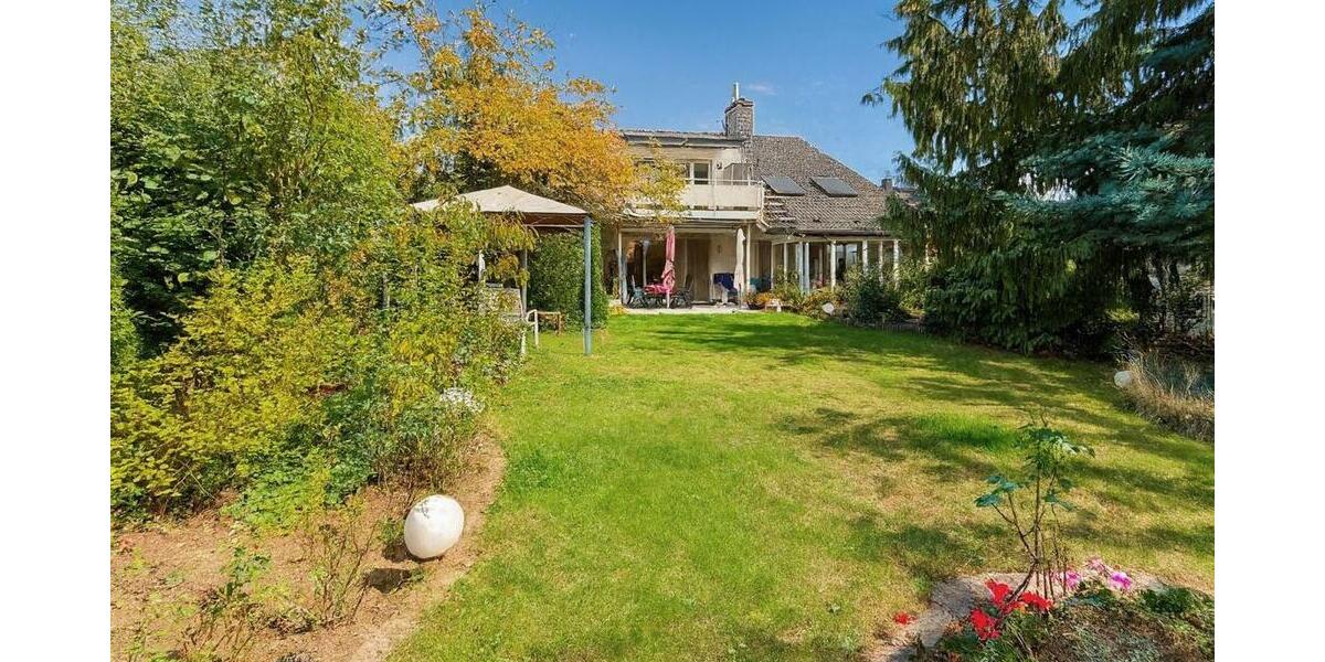Wie im eigenen Haus! Repräsentative Wohnung mit schönem Garten in Dreieich-Offenthal! - Maisonettenwohnung Dreieich | Angebot:23277471