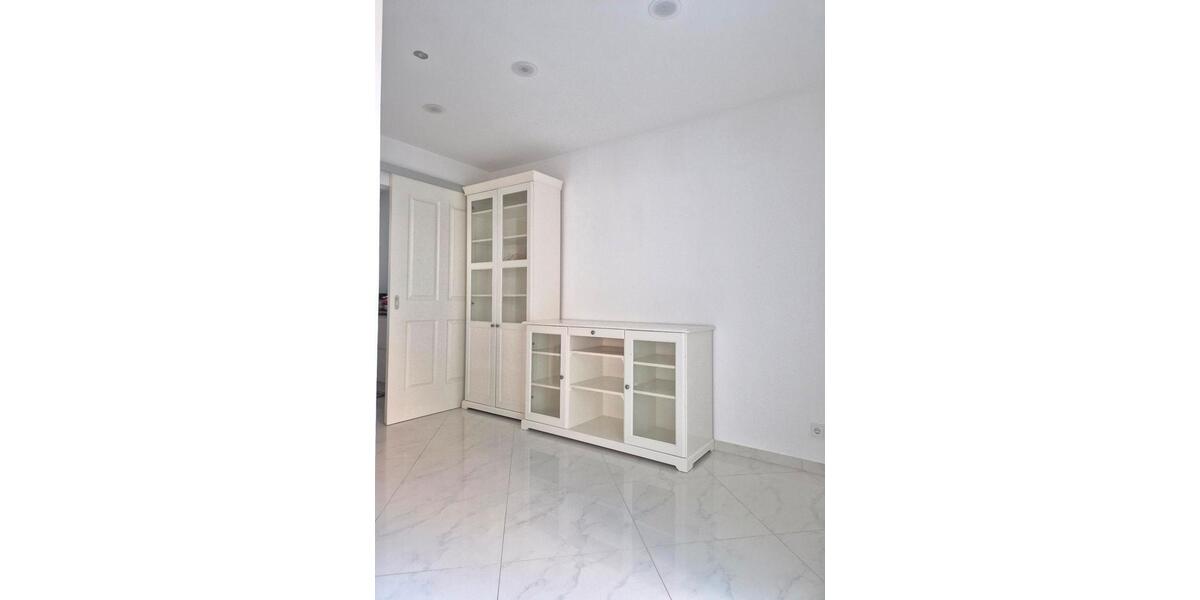 Erdgeschoßwohnung Bischofsheim - 4.5 Zimmer, 143 m&sup2;, 1.790&euro; | Angebot:26221976