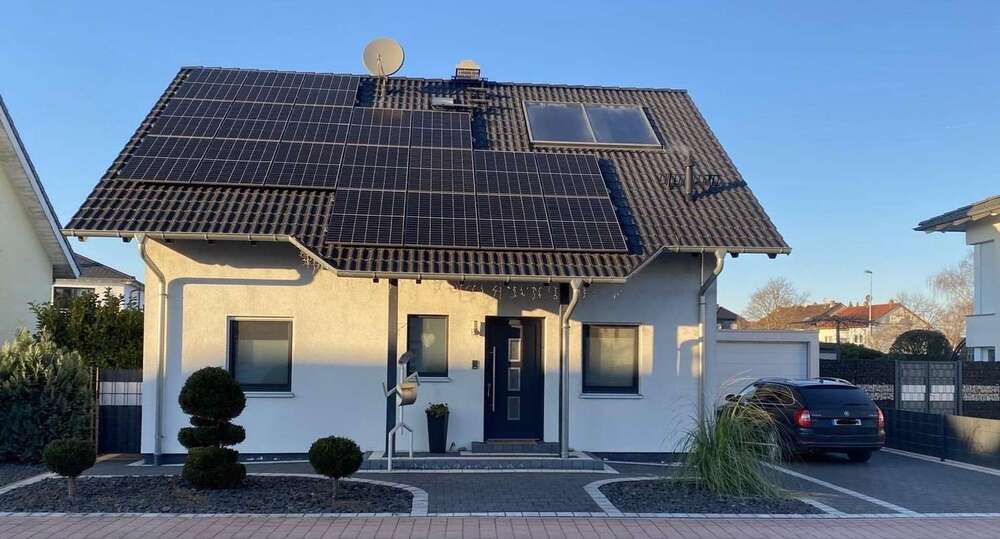 Haus zum Kaufen in Bürstadt 649.000 € 126 m² 5 zimmer