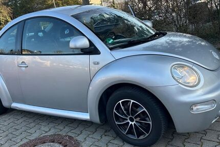 VW Beetle 72.000 km 2.850 &euro; Offenbach 63069