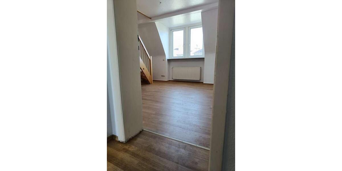 Maisonettenwohnung Offenbach am Main Hafen - 2.5 Zimmer, 105 m&sup2;, 1.235&euro; | Angebot:26351480