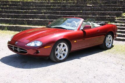 Jaguar XK8 131.000 km 32.999 &euro; Heppenheim (Bergstraße) 64646