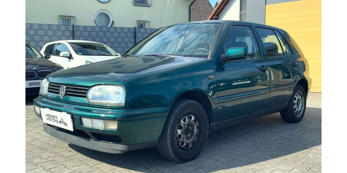 VW Golf 128.571 km 2.499 &euro; Pfungstadt 64319