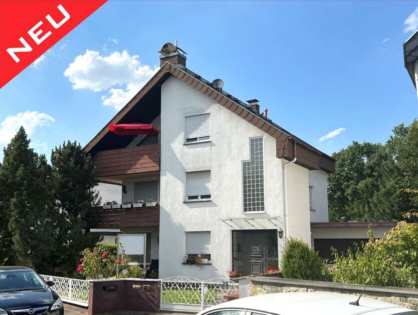 Attraktives Zweifamilienhaus mit Potenzial in bester Lage von Mühlheim! 8 zimmer