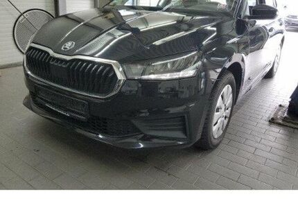 Skoda Fabia 26.149 km 13.850 &euro; Frankfurt 60326