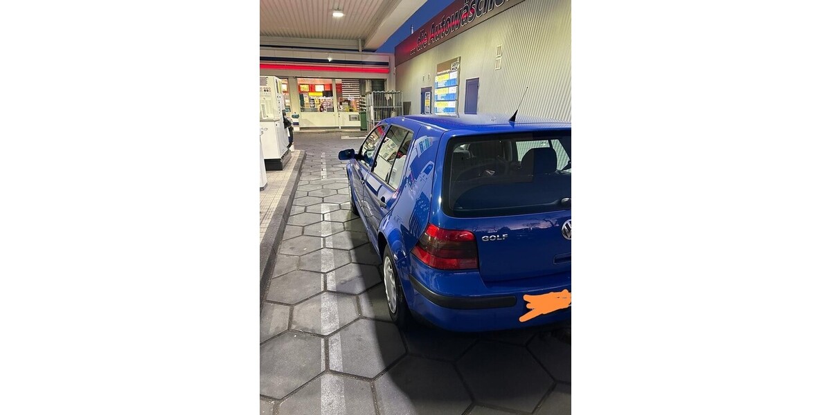 VW Golf IV 162.000 km 2.600 &euro; Frankfurt am Main 60311