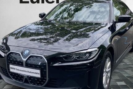 BMW i4 41.618 km 31.999 &euro; Frankfurt 60314