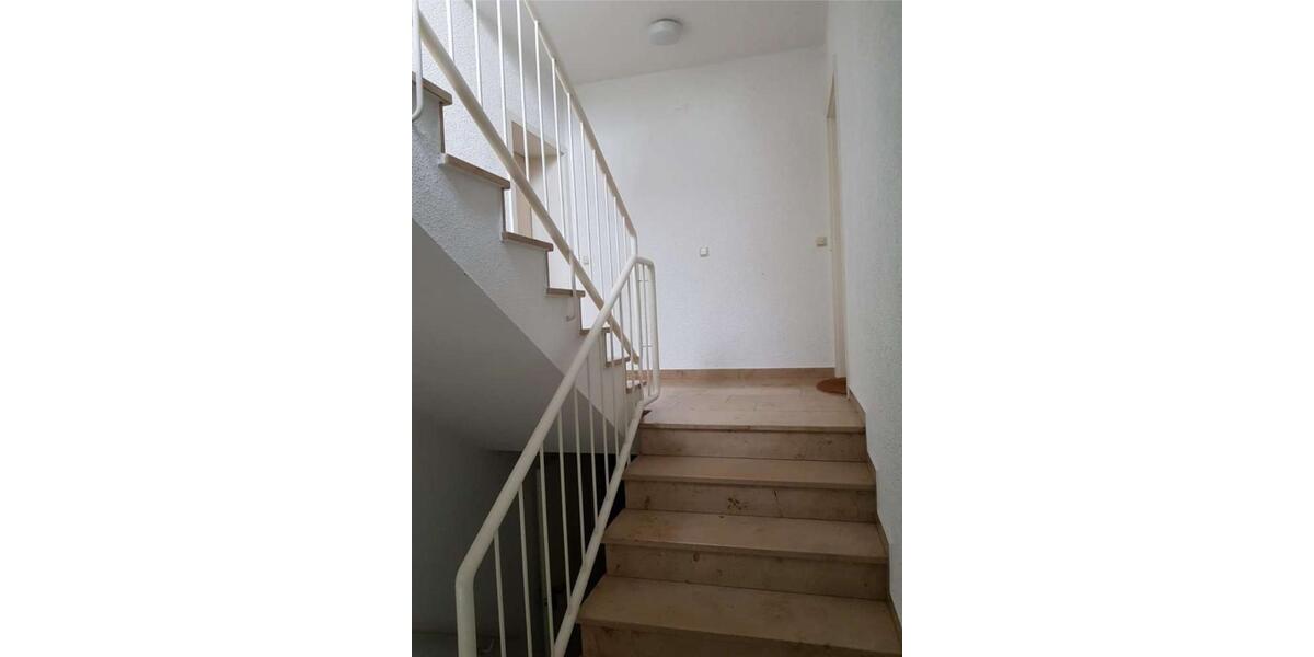 Dachgeschoßwohnung Büttelborn - 3 Zimmer, 73 m&sup2;, 249.000&euro; | Angebot:25613785