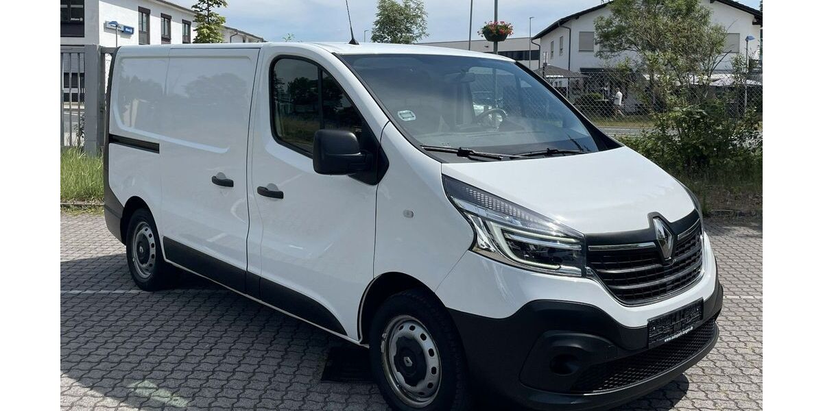 Renault Trafic 83.000 km 16.580 &euro; Langen 63225