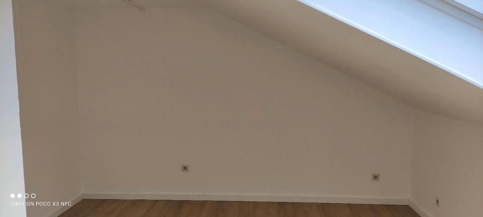 Dachgeschoßwohnung Babenhausen - 3.5 Zimmer, 68 m&sup2;, 720&euro; | Angebot:26335136