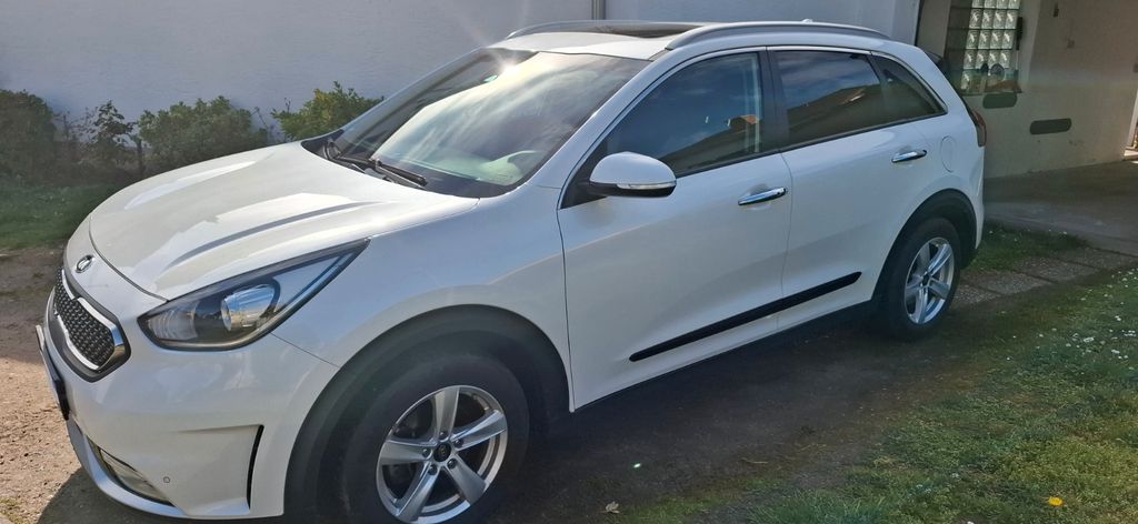 Kia Niro 79.555 km 14.500 &euro; Büttelborn 64572