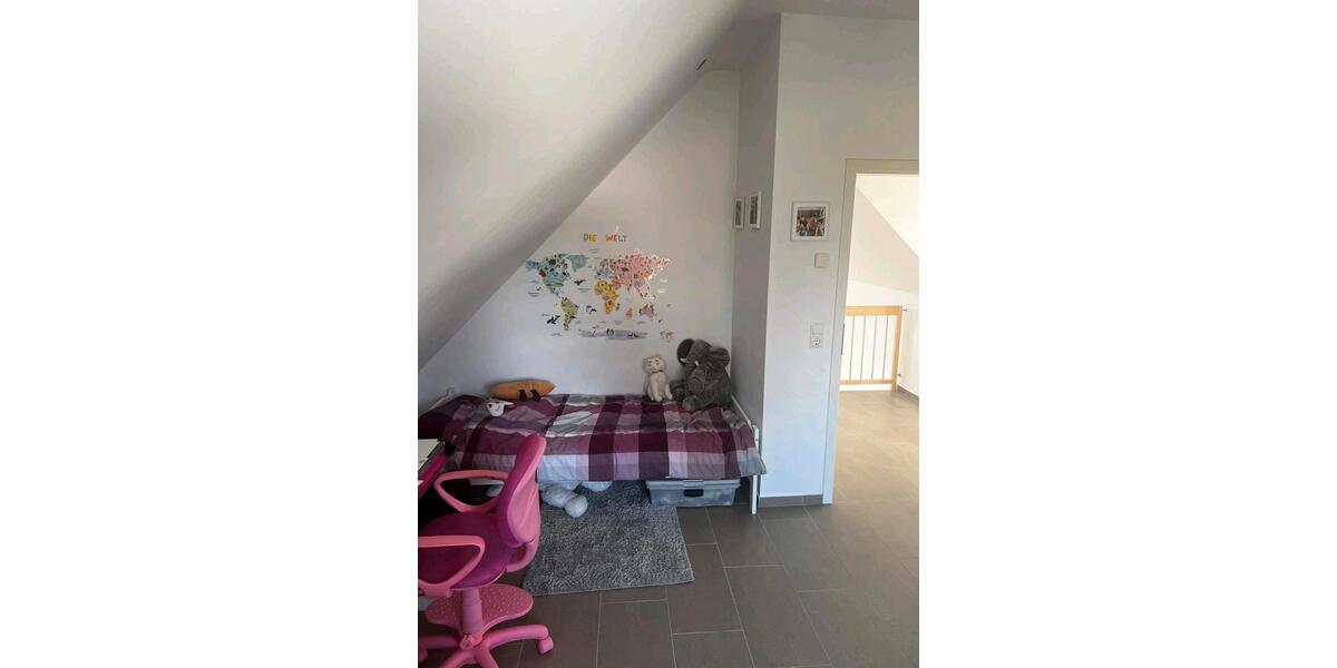 Einfamilienhaus Babenhausen - 4 Zimmer, 120 m&sup2;, 1.500&euro; | Angebot:24980996