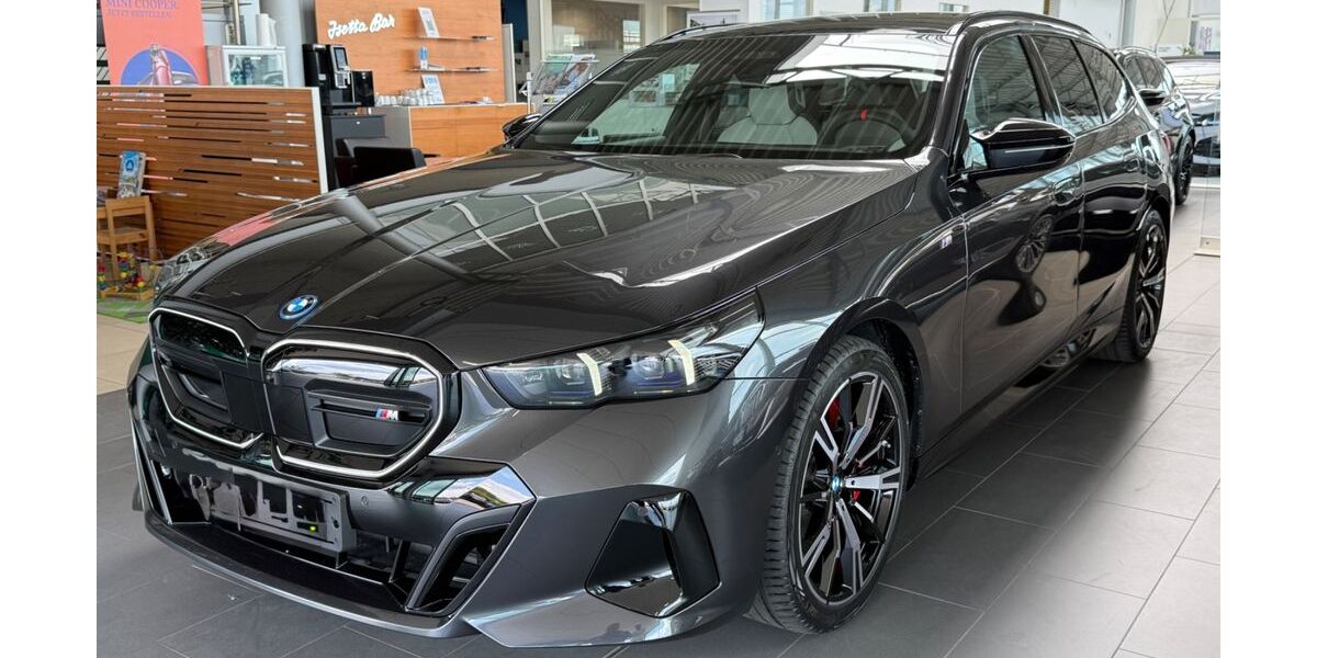 BMW i5 22.000 km 71.750 &euro; Offenbach am Main 63067