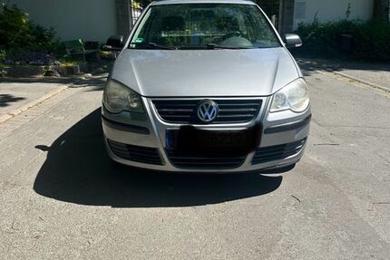 VW Polo 165.000 km 1.999 &euro; Rüsselsheim 65428