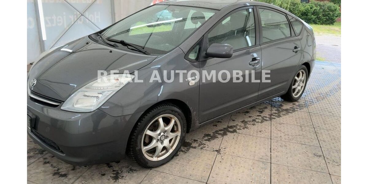 Toyota Prius 159.000 km 6.799 &euro; Frankfurt am Main 65933