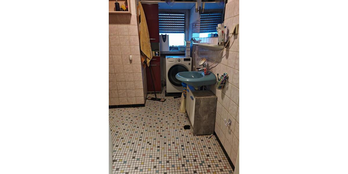 Etagenwohnung Gernsheim - 3 Zimmer, 95 m&sup2;, 1.000&euro; | Angebot:25618730