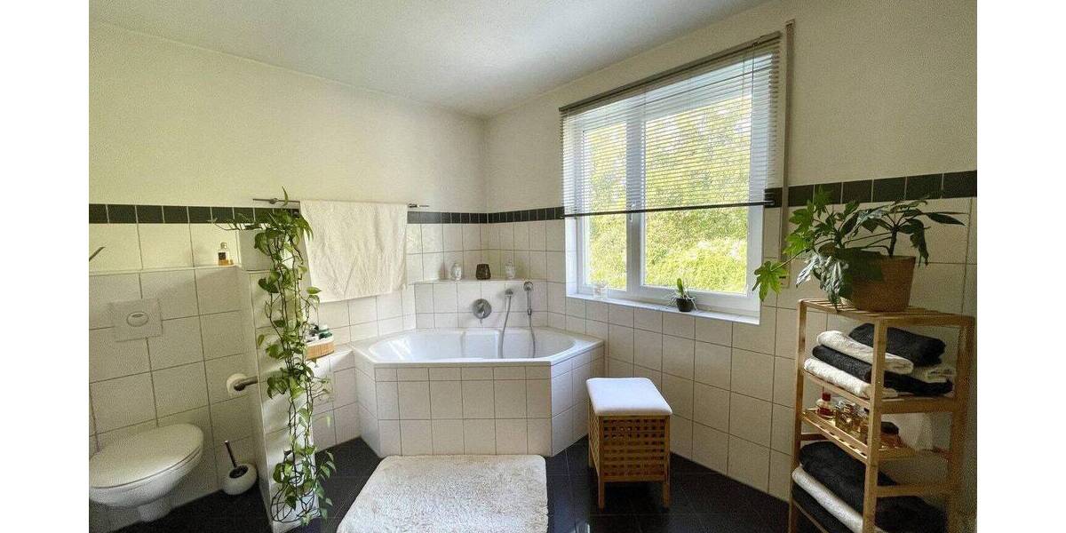 Reihenmittelhaus Darmstadt Darmstadt-West - 6 Zimmer, 200 m&sup2;, 779.000&euro; | Angebot:26931633