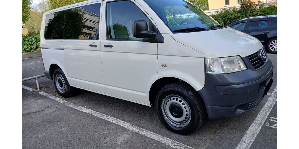 VW T5 Caravelle 127.540 km 8.999 &euro; Hattersheim an Main 65795