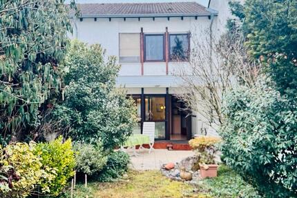 Reihenhaus in FRA 5,5 Zi. WF 112GF 220 VK im Angebotsverfahren 5.5 zimmer