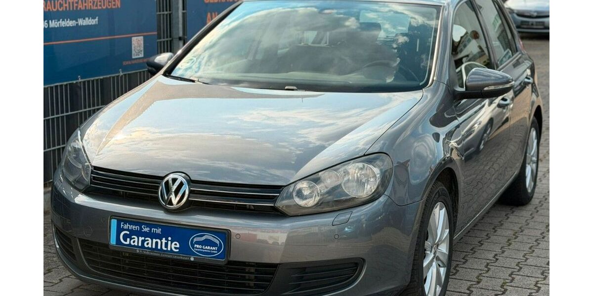 VW Golf 52.071 km 12.490 &euro; Mörfelden-Walldorf 64546