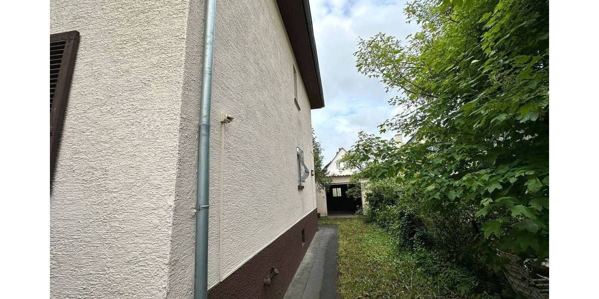 Einfamilienhaus Darmstadt / Eberstadt Eberstadt - 7 Zimmer, 130 m&sup2;, 690.000&euro; | Angebot:26658336